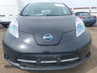 2013 Nissan LEAF SL with VIN 1N4AZ0CP5DC423346, listed as a IAAI auction lot 42002019 with 82,921 mi miles and . Bid and sale history available at DreamBid. Image 6.
