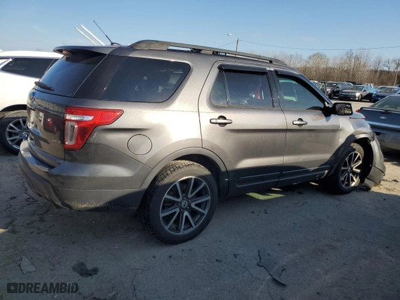 2015 Ford Explorer XLT with VIN 1FM5K8D84FGB15419, listed as a Copart auction lot 85957434 with 120,862 mi miles and Salvage Title. Bid and sale history available at carsss.com. Image 3.