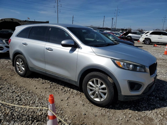 2016 Kia Sorento LX with VIN 5XYPG4A37GG044950, listed as a Copart auction lot 49677915 with 110,094 mi miles and Salvage Title. Bid and sale history available at DreamBid. Image 4.