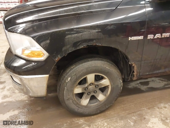 2009 Dodge Ram 1500 SLT with VIN 1D3HV18T09S823240, listed as a IAAI auction lot 41827920 with 179,843 mi miles. Bid and sale history available at carsss.com. Image 6.