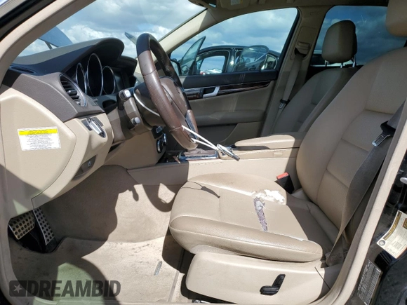 2013 Mercedes-Benz C 300 Sport with VIN WDDGF8AB1DR258319, listed as a Copart auction lot 56580615 with 212,921 mi miles and Clean Title. Bid and sale history available at DreamBid. Image 7.