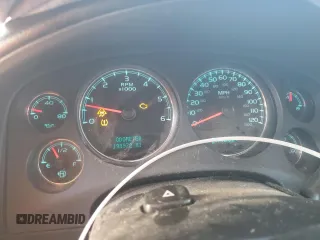 2008 Chevrolet Suburban 2LT z VIN 3GNFK16368G285040, wystawiony jako Copart lot #46346455 z przebiegiem 198 972 mil mil oraz Nie do naprawy • Non repairable. Historia ofert i sprzedaży dostępna na DreamBid. Obrazek 9.