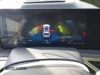 2024 BMW X7 xDrive40i z VIN 5UX23EM08R9U61655, wystawiony jako IAAI lot #41657934 z przebiegiem 12 810 mil mil oraz . Historia ofert i sprzedaży dostępna na DreamBid. Obrazek 7.