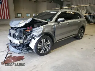 2023 Kia Sorento SX Prestige z VIN KNDRKDLG0P5223931, wystawiony jako Copart lot #54224625 z przebiegiem 27 047 mil mil oraz Szkody całkowita. Historia ofert i sprzedaży dostępna na DreamBid. Obrazek 1.