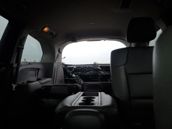 2015 Honda Odyssey Touring Elite z VIN 5FNRL5H93FB092682, wystawiony jako Copart lot #56884835 z przebiegiem 115 810 mil mil oraz Szkoda całkowita • Salvage title. Historia ofert i sprzedaży dostępna na DreamBid. Obrazek 10.