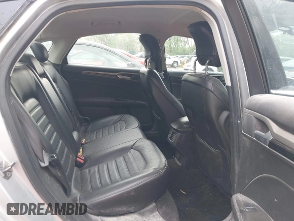 2013 Ford Fusion SE z VIN 3FA6P0HR3DR148664, wystawiony jako IAAI lot #42057963 z przebiegiem 239 120 mil mil oraz . Historia ofert i sprzedaży dostępna na DreamBid. Obrazek 8.