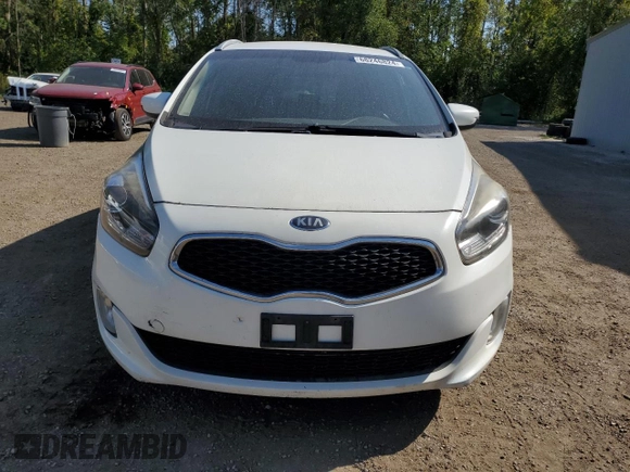 2014 Kia Rondo LX with VIN KNAHT8A39E7008448, listed as a Copart auction lot 68246824 with 276,596 mi miles and Salvage Title. Bid and sale history available at carsss.com. Image 5.