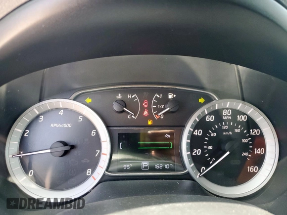 2014 Nissan Sentra SV with VIN 3N1AB7AP4EL650501, listed as a Copart auction lot 61806835 with 162,107 mi miles and Clean title. Bid and sale history available at DreamBid. Image 9.