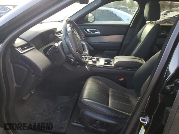 2020 Land Rover Range Rover Velar R-Dynamic S z VIN SALYK2FV6LA255268, wystawiony jako Copart lot #44068565 z przebiegiem 56 923 mil mil oraz Czysty tytuł • Clean title. Historia ofert i sprzedaży dostępna na DreamBid. Obrazek 7.