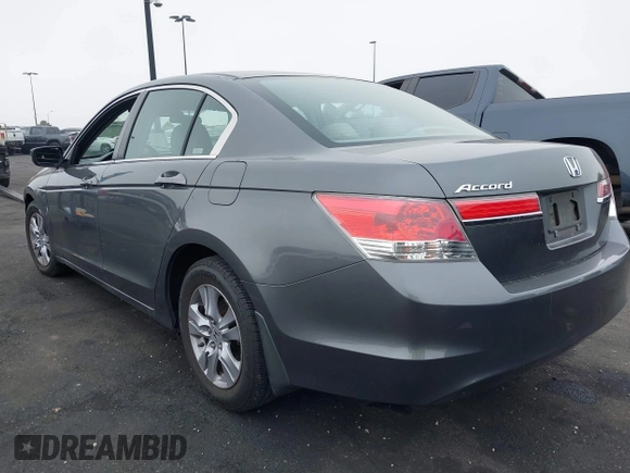 2012 Honda Accord LX Premium z VIN 1HGCP2F41CA066247, wystawiony jako IAAI lot #41467802 z przebiegiem Nie podano mil oraz . Historia ofert i sprzedaży dostępna na DreamBid. Obrazek 3.