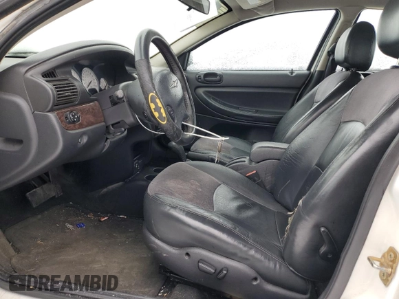 2005 Chrysler Sebring with VIN 1C3EL66R95N562516, listed as a Copart auction lot 45698335 with 120,929 mi miles and Salvage Title. Bid and sale history available at DreamBid. Image 7.