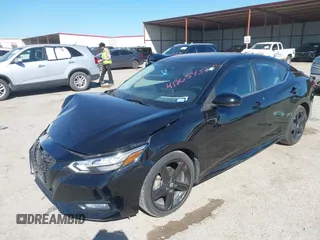 2022 Nissan Sentra SR with VIN 3N1AB8DV8NY263954, listed as a IAAI auction lot 41865457 with 30,487 mi miles. Bid and sale history available at carsss.com. Image 2.