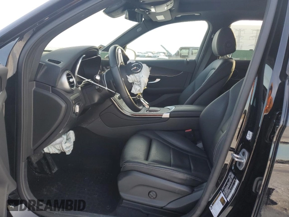 2022 Mercedes-Benz GLC 300 with VIN W1N0G8EB7NV353357, listed as a Copart auction lot 45248695 with 9,085 mi miles and Salvage Title. Bid and sale history available at DreamBid. Image 7.