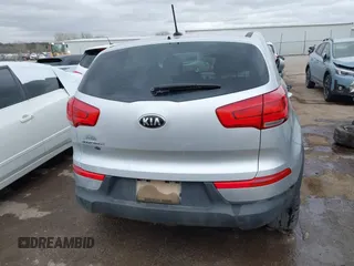 2015 Kia Sportage LX with VIN KNDPB3ACXF7727178, listed as a IAAI auction lot 41833374 with 189,297 mi miles and . Bid and sale history available at carsss.com. Image 17.