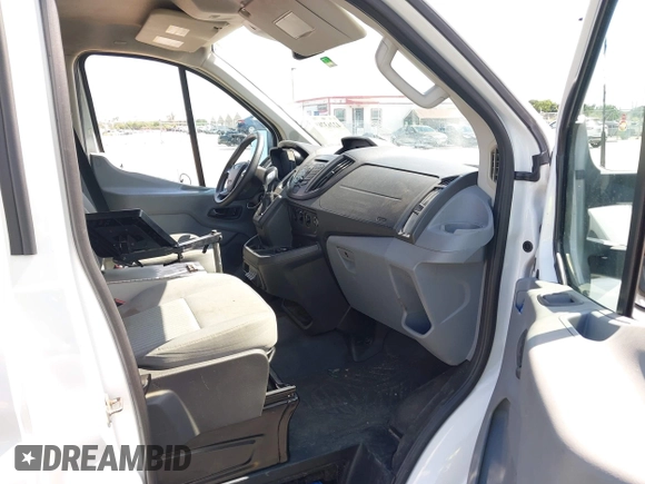 2018 Ford Transit с VIN 1FTYR1YM4JKB29869, выставлен на аукционе IAAI как лот 42263769 с пробегом 138 479 миль миль и . История ставок и продаж доступна на DreamBid. Изображение 5.