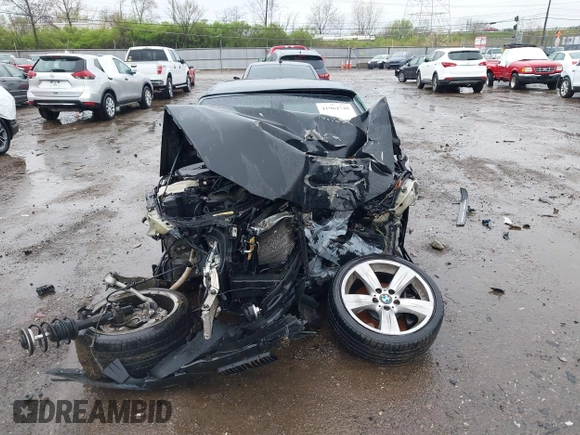 2007 BMW 3 Series 335i z VIN WBAWL73557PX48341, wystawiony jako IAAI lot #41964740 z przebiegiem Nie podano mil oraz . Historia ofert i sprzedaży dostępna na DreamBid. Obrazek 11.