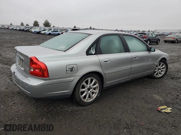 2004 Volvo S80 with VIN YV1TH59H241383266, listed as a Copart auction lot 83488254 with 119,434 mi miles and Salvage Title. Bid and sale history available at carsss.com. Image 3.