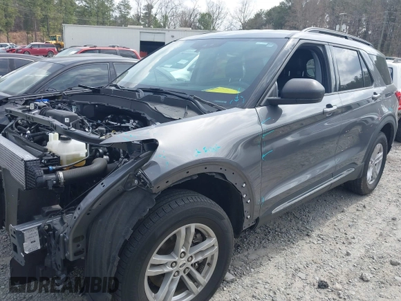 2022 Ford Explorer XLT with VIN 1FMSK8DH9NGA23286, listed as a IAAI auction lot 41769916 with 51,644 mi miles. Bid and sale history available at carsss.com. Image 2.