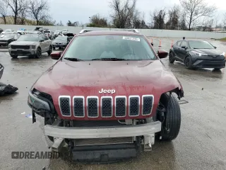 2019 Jeep Cherokee Latitude Plus z VIN 1C4PJLLB9KD454527, wystawiony jako Copart lot #50931235 z przebiegiem 108 543 mil mil oraz Szkoda całkowita • Salvage title. Historia ofert i sprzedaży dostępna na DreamBid. Obrazek 5.