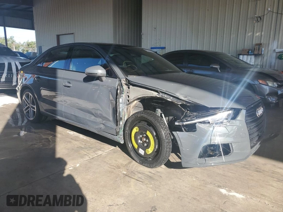 2019 Audi A3 Sedan Premium with VIN WAUAUGFFXKA084223, listed as a Copart auction lot 72761403 with 29,896 mi miles. Bid and sale history available at carsss.com. Image 4.