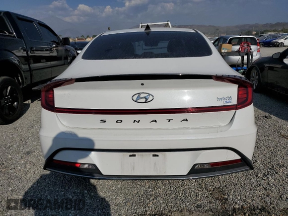 2021 Hyundai Sonata Hybrid Blue with VIN KMHL24JJ8MA035371, listed as a Copart auction lot 67689393 with 61,447 mi miles. Bid and sale history available at carsss.com. Image 6.