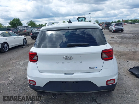 2022 Hyundai Venue SEL with VIN KMHRC8A35NU158934, listed as a IAAI auction lot 42300968 with 31,244 mi miles and . Bid and sale history available at DreamBid. Image 17.
