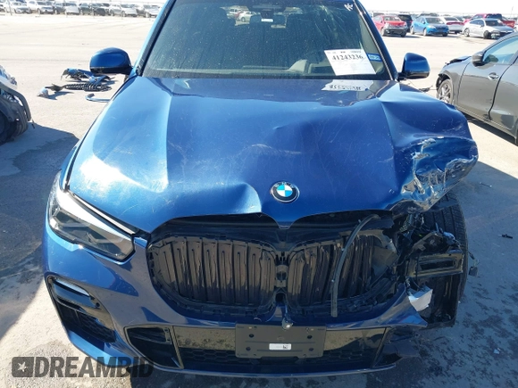 2021 BMW X5 xDrive45e with VIN 5UXTA6C06M9F65364, listed as a IAAI auction lot 41243236 with 1 mi miles. Bid and sale history available at carsss.com. Image 13.