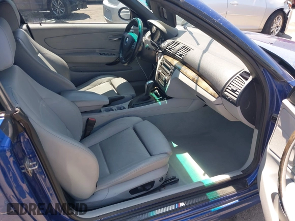 2009 BMW 1 Series 135i with VIN WBAUN93589VK41171, listed as a IAAI auction lot 42397429 with 127,304 mi miles and . Bid and sale history available at DreamBid. Image 5.