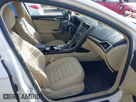 2014 Ford Fusion SE with VIN 3FA6P0H92ER340353, listed as a IAAI auction lot 42126171 with 104,484 mi miles and . Bid and sale history available at DreamBid. Image 5.