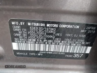 2018 Mitsubishi Outlander SEL z VIN JA4AP4AW4JU018385, wystawiony jako IAAI lot #42460235 z przebiegiem 83 910 mil mil oraz . Historia ofert i sprzedaży dostępna na DreamBid. Obrazek 9.