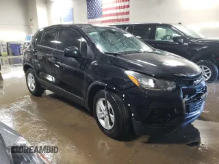 2020 Chevrolet Trax LS with VIN 3GNCJKSB8LL166639, listed as a Copart auction lot 42690945 with 81,254 mi miles and Salvage Title. Bid and sale history available at carsss.com. Image 4.