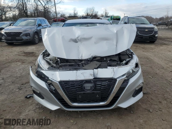 2020 Nissan Altima 2.5 S with VIN 1N4BL4BV9LC183794, listed as a Copart auction lot 83358244 with 77,212 mi miles and Salvage Title. Bid and sale history available at carsss.com. Image 5.