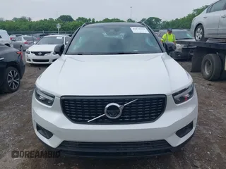 2022 Volvo XC40 R-Design с VIN YV4162UM0N2648040, выставлен на аукционе IAAI как лот 42172222 с пробегом 19 911 миль миль и . История ставок и продаж доступна на DreamBid. Изображение 11.