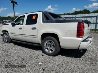 2010 Chevrolet Avalanche LTZ with VIN 3GNVKGE09AG250035, listed as a Copart auction lot 58019804 with 193,509 mi miles and Salvage Title. Bid and sale history available at carsss.com. Image 2.