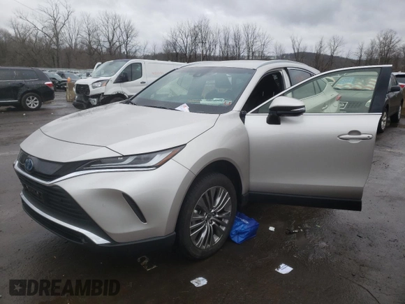 2022 Toyota Venza LE with VIN JTEAAAAH7NJ096783, listed as a Copart auction lot 38897714 with 12,882 mi miles. Bid and sale history available at carsss.com. Image 1.