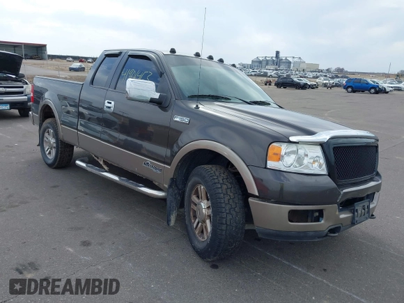 2005 Ford F-150 XLT with VIN 1FTPX14515NA43732, listed as a IAAI auction lot 41901453 with 216,729 mi miles. Bid and sale history available at carsss.com. Image 1.