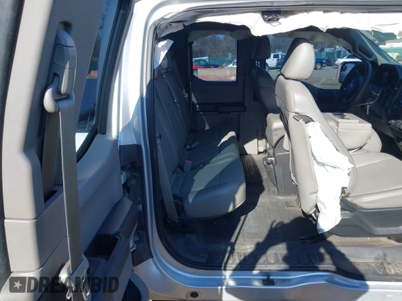 2016 Ford F-150 XL with VIN 1FTEX1C88GFA51522, listed as a IAAI auction lot 41674507 with 154,743 mi miles and . Bid and sale history available at carsss.com. Image 8.