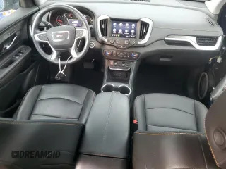 2020 GMC Terrain SLT z VIN 3GKALPEX5LL157089, wystawiony jako Copart lot #62841125 z przebiegiem 54 634 mil mil oraz Czysty tytuł • Clean title. Historia ofert i sprzedaży dostępna na DreamBid. Obrazek 8.