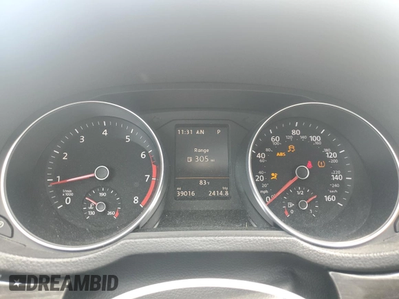 2017 Volkswagen Passat SE with VIN 1VWGT7A35HC002325, listed as a Copart auction lot 57383065 with 39,016 mi miles and Salvage title. Bid and sale history available at DreamBid. Image 9.