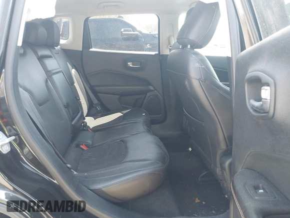 2018 Jeep Compass Latitude with VIN 3C4NJDBB1JT265894, listed as a IAAI auction lot 42109967 with 92,944 mi miles and . Bid and sale history available at DreamBid. Image 8.