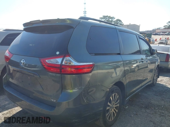 2018 Toyota Sienna XLE Auto Access Seat with VIN 5TDYZ3DC6JS931549, listed as a IAAI auction lot 41792676 with 115,673 mi miles. Bid and sale history available at carsss.com. Image 4.