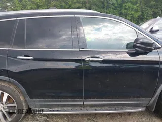 2017 Honda Pilot Touring with VIN 5FNYF5H99HB037126, listed as a IAAI auction lot 42275048 with 164,289 mi miles and . Bid and sale history available at DreamBid. Image 13.