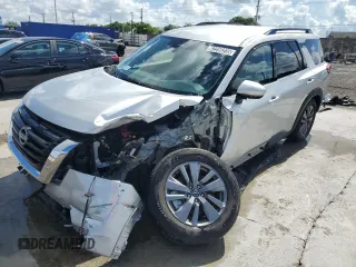 2025 Nissan Pathfinder SV with VIN 5N1DR3BA5SC220309, listed as a Copart auction lot 62256235 with 5,908 mi miles and Salvage title. Bid and sale history available at DreamBid. Image 1.