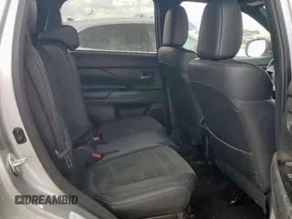 2019 Mitsubishi Outlander SE with VIN JA4AD3A32KZ031682, listed as a Copart auction lot 60626015 with 77,567 mi miles and Salvage title. Bid and sale history available at DreamBid. Image 10.
