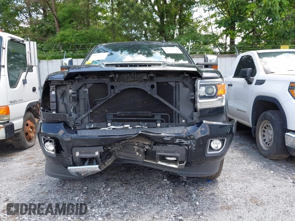 2019 GMC Sierra 2500HD Denali с VIN 1GT12SEY2KF234777, выставлен на аукционе IAAI как лот 42198892 с пробегом 31 836 миль миль и . История ставок и продаж доступна на DreamBid. Изображение 13.