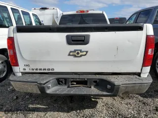 2007 Chevrolet Silverado 1500 Work Truck with VIN 1GCEC14C27E529602, listed as a Copart auction lot 48211635 with 329,917 mi miles and Salvage Title. Bid and sale history available at carsss.com. Image 6.