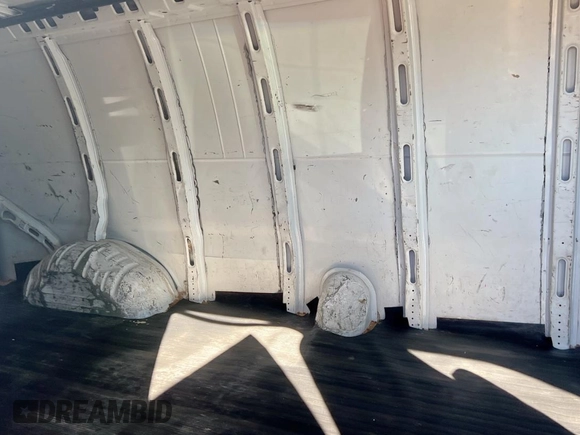 2013 Chevrolet Express Cargo Van with VIN 1GCWGGBA9D1189008, listed as a Copart auction lot 50531525 with 199,575 mi miles and Clean Title. Bid and sale history available at carsss.com. Image 6.