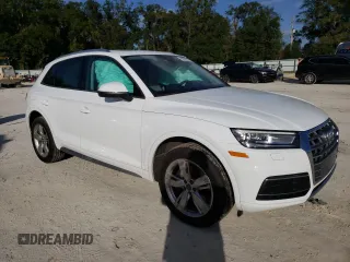 2018 Audi Q5 Premium with VIN WA1ANAFY4J2017764, listed as a Copart auction lot 69925572 with 67,518 mi miles. Bid and sale history available at carsss.com. Image 4.