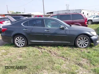 2011 Lexus LS 460 z VIN JTHCL5EF8B5011217, wystawiony jako IAAI lot #41941389 z przebiegiem Nie podano mil oraz . Historia ofert i sprzedaży dostępna na DreamBid. Obrazek 13.