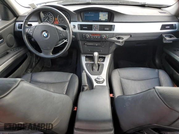 2006 BMW 3 Series 330i with VIN WBAVB33516PS10032, listed as a Copart auction lot 61650944 with 106,804 mi miles and Salvage Title. Bid and sale history available at carsss.com. Image 8.